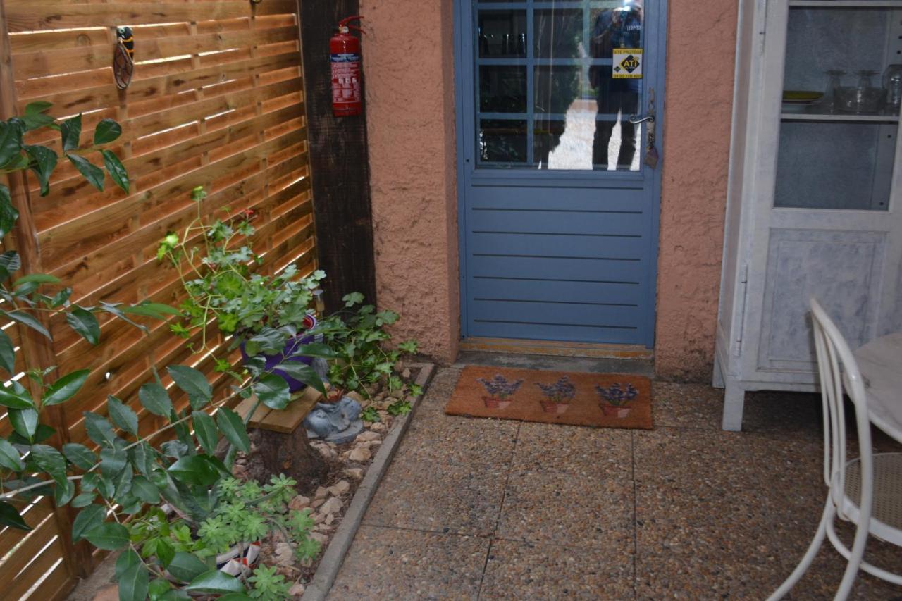 Bed and Breakfast Mas Les Cigales Roaix Exterior foto